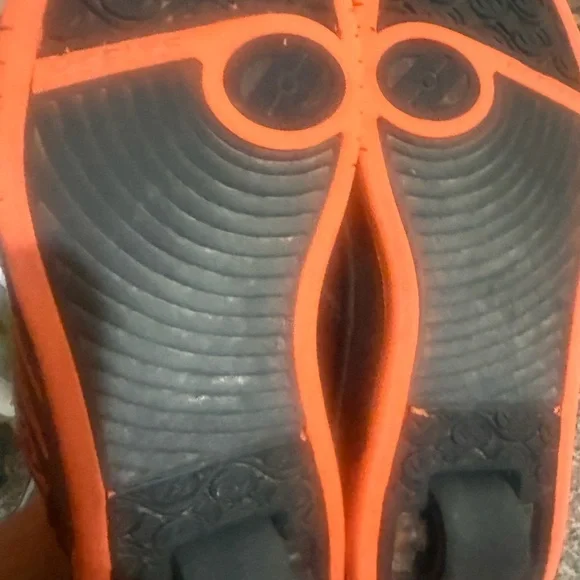Heelys Black and Orange Kids Sneakers Size 4 - Picture 6 of 7